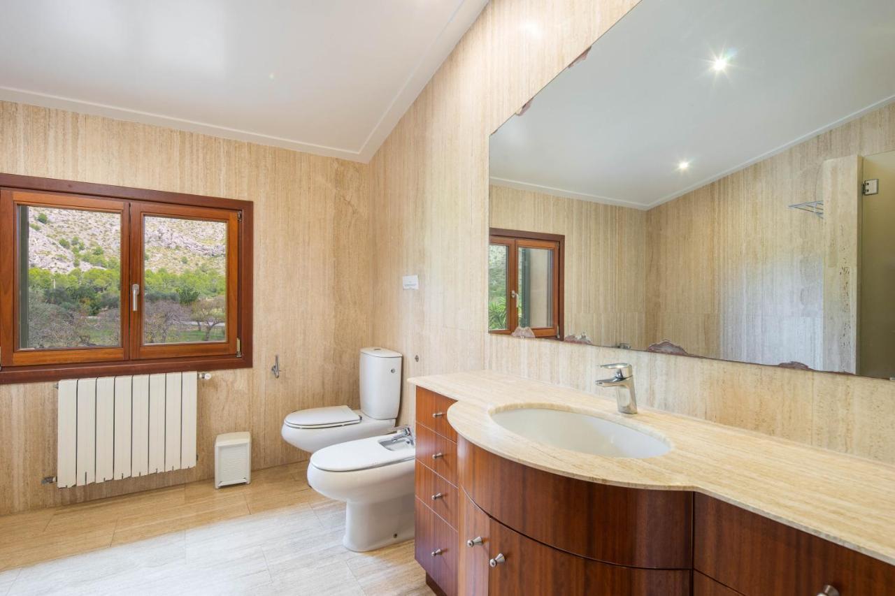 Les Oliveres Antonia By Sunvillas Mallorca Villa Port de Pollença
